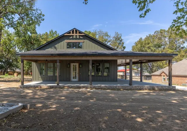 Photo 2 of Single family home for sale at 1170 Viney Grv Rd, Prairie Grove, AR 72753 | MLS# 1358556 | Listing updated on 2026-09-10