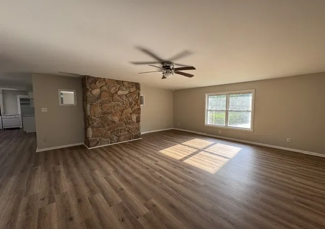 Photo 4 of Sale Pending at 1024 Maple St, Mountain Home, AR 72653 | MLS# 1359400 | Listing updated on 2026-09-08