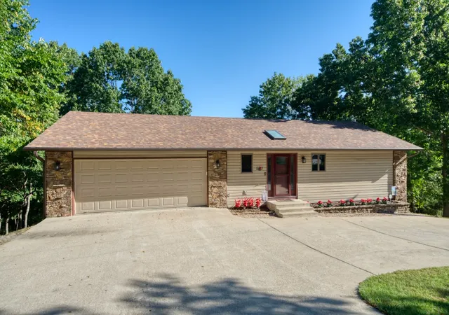 Photo 4 of Sale Pending at 2466 Mundell, Eureka Springs, AR 72631 | MLS# 1359415 | Listing updated on 2026-09-17