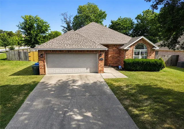 Photo 2 of Single family home for sale at 3682 W Grouse Rd, Fayetteville, AR 72704 | MLS# 1359139 | Listing updated on 2026-09-04