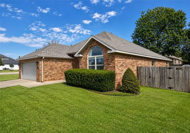 Photo 3 of Single family home for sale at 3682 W Grouse Rd, Fayetteville, AR 72704 | MLS# 1359139 | Listing updated on 2026-09-04