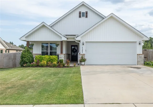 Photo 1 of Sale Pending at 5399 Clear Springs Ave, Springdale, AR 72762 | MLS# 1359258 | Listing updated on 2026-08-29