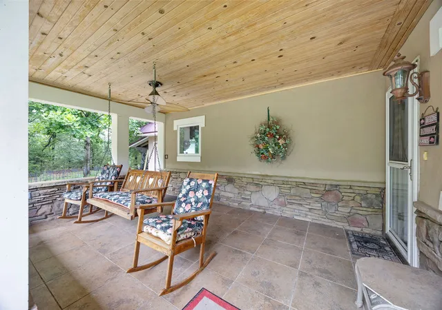Photo 3 of Sale Pending at 8214 Robin Ln, Rogers, AR 72756 | MLS# 1359377 | Listing updated on 2026-09-06