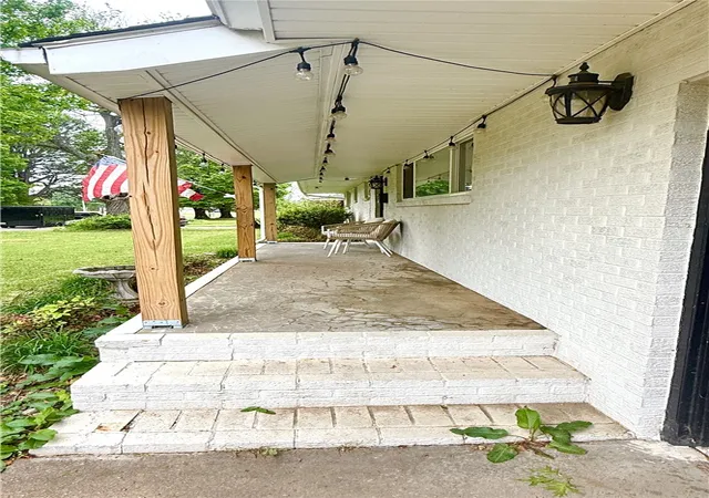 Photo 3 of Single family home for sale at 146 Rogers Cir Dr, Springdale, AR 72764 | MLS# 1359587 | Listing updated on 2026-09-08