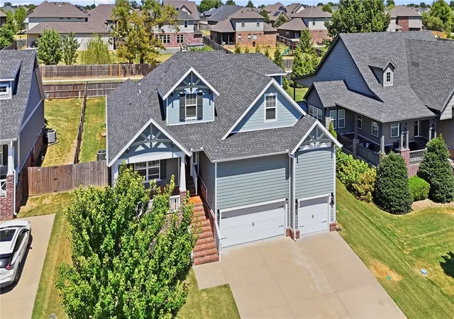 Single family home for sale at 1006 Charing Cross, Cave Springs, AR 72718 | MLS# 1358714