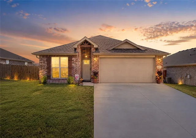 Photo 1 of Single family home for sale at 6011 Grant St, Bentonville, AR 72713 | MLS# 1359584 | Listing updated on 2026-10-17