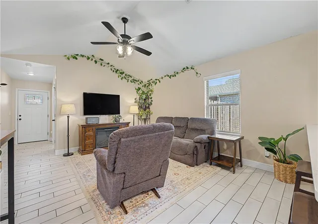 Photo 4 of Single family home for sale at 6011 Grant St, Bentonville, AR 72713 | MLS# 1359584 | Listing updated on 2026-10-06