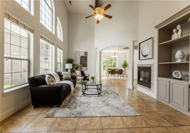 Photo 3 of Single family home for sale at 3901 Nw Creekstone Blvd, Bentonville, AR 72712 | MLS# 1359637 | Listing updated on 2026-08-30