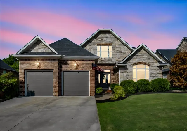 Photo 1 of Single family home for sale at 6203 West Valley View Rd, Rogers, AR 72758 | MLS# 1359586 | Listing updated on 2026-09-14