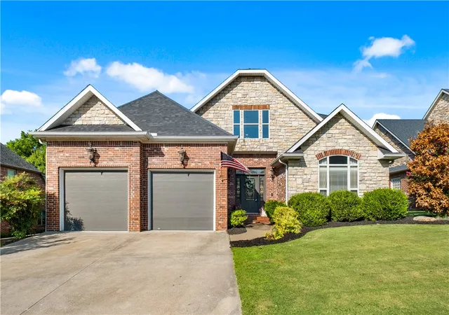 Photo 2 of Single family home for sale at 6203 West Valley View Rd, Rogers, AR 72758 | MLS# 1359586 | Listing updated on 2026-09-14
