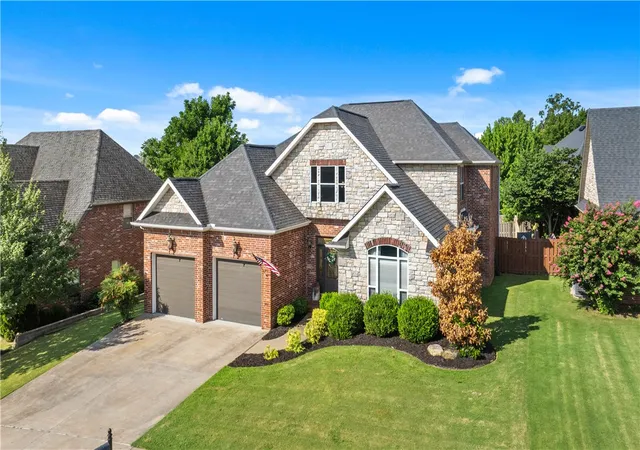 Photo 3 of Single family home for sale at 6203 West Valley View Rd, Rogers, AR 72758 | MLS# 1359586 | Listing updated on 2026-09-14