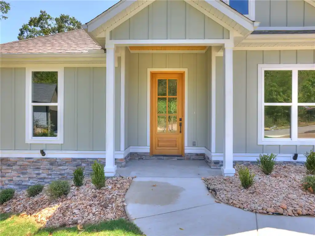 Photo 4 of Sale Pending at 20 Bankfoot Dr, Bella Vista, AR 72715 | MLS# 1359538 | Listing updated on 2026-10-28