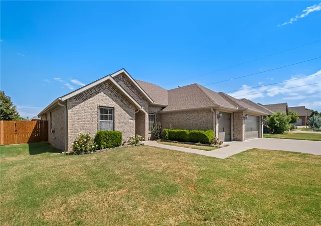 Photo 1 of Sale Pending at 2904 Sw Joshua Ave, Bentonville, AR 72713 | MLS# 1359674 | Listing updated on 2026-08-29