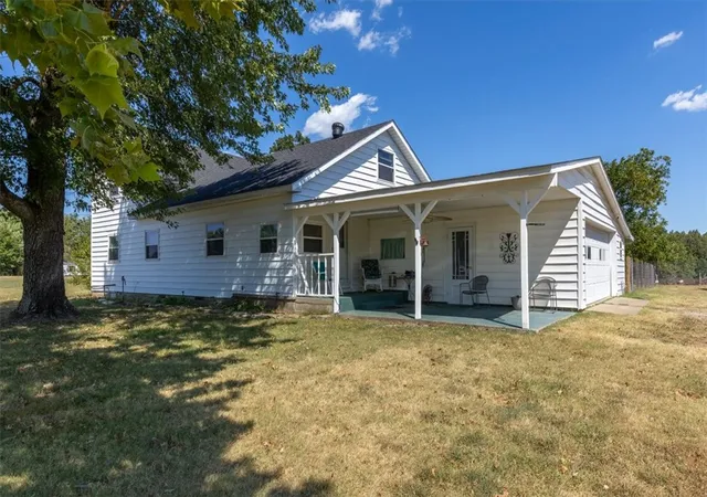 Photo 1 of Sale Pending at 2511 S Old Wire Rd, Rogers, AR 72758 | MLS# 1359695 | Listing updated on 2026-08-28