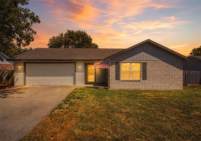 Photo 1 of Single family home for sale at 714 Bloomfield St, Gentry, AR 72734 | MLS# 1359724 | Listing updated on 2026-08-30