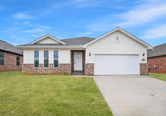 Photo 1 of Single family home for sale at 2071 Periwinkle Pl, Centerton, AR 72719 | MLS# 1359601 | Listing updated on 2026-09-01