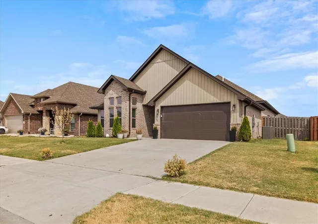 Photo 1 of Single family home for sale at 971 Pink Lady Pl, Bentonville, AR 72712 | MLS# 1359712 | Listing updated on 2026-08-30