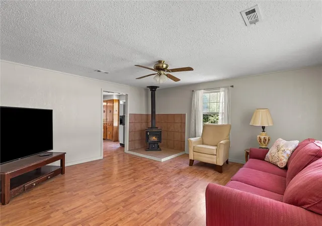 Photo 3 of Single family home for sale at 17119 Hwy 16, St Paul, AR 72760 | MLS# 1359589 | Listing updated on 2026-09-15