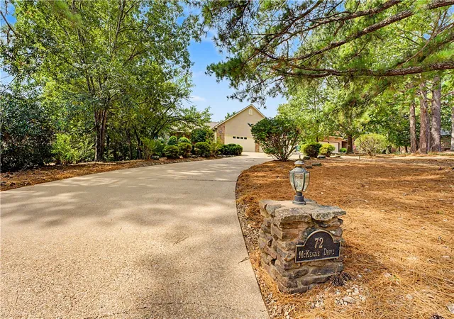 Photo 2 of Single family home for sale at 72 Mckenzie Dr, Bella Vista, AR 72715 | MLS# 1358145 | Listing updated on 2026-09-10