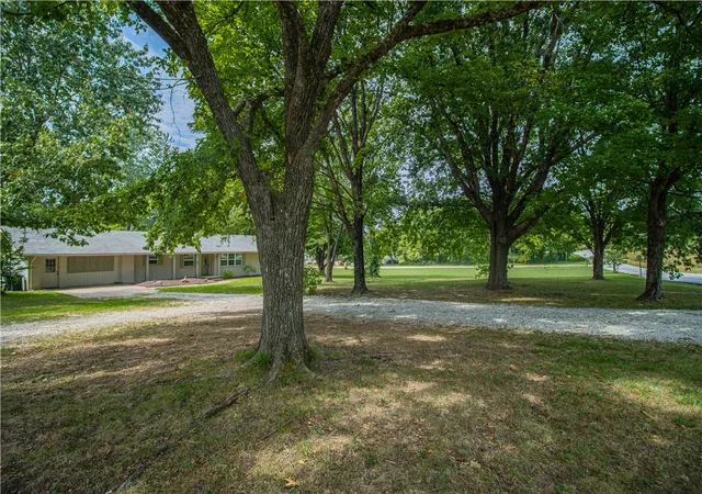 Photo 3 of Single family home for sale at 2541 Bunker Rd, Harrison, AR 72601 | MLS# 1359168 | Listing updated on 2026-09-04