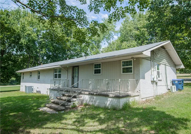 Photo 4 of Single family home for sale at 2541 Bunker Rd, Harrison, AR 72601 | MLS# 1359168 | Listing updated on 2026-09-04