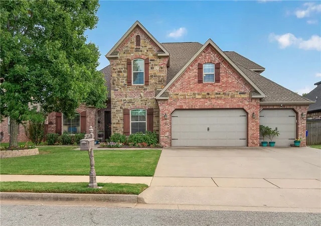 Photo 1 of Sale Pending at 4112 Willowbend Dr, Rogers, AR 72758 | MLS# 1359473 | Listing updated on 2026-08-28