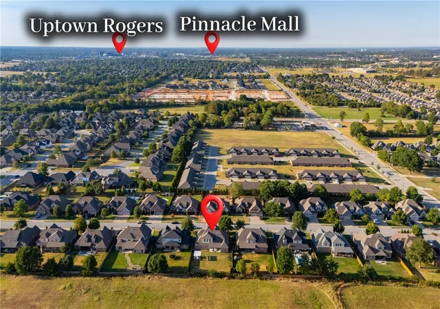 Photo 3 of Sale Pending at 4112 Willowbend Dr, Rogers, AR 72758 | MLS# 1359473 | Listing updated on 2026-08-28