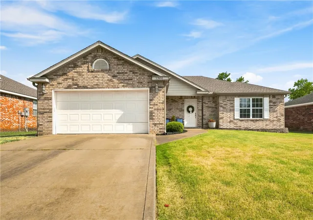Single family home for sale at 3900 Sw Hansom Loop, Bentonville, AR 72712 | MLS# 1359465 | Listing updated on 2026-10-15