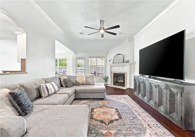 Photo 2 of Single family home for sale at 3900 Sw Hansom Loop, Bentonville, AR 72712 | MLS# 1359465 | Listing updated on 2026-10-15