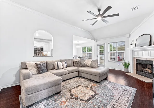 Photo 3 of Single family home for sale at 3900 Sw Hansom Loop, Bentonville, AR 72712 | MLS# 1359465 | Listing updated on 2026-10-15