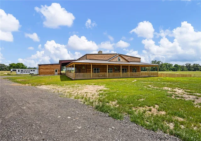 Photo 2 of Single family home for sale at 1050 Se 8th, Atkins, AR 72823 | MLS# 1359964 | Listing updated on 2026-08-31