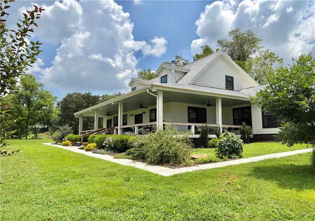 Photo 2 of Sale Pending at 12737 Buddy Elkins Rd, Farmington, AR 72730 | MLS# 1359325 | Listing updated on 2026-09-05