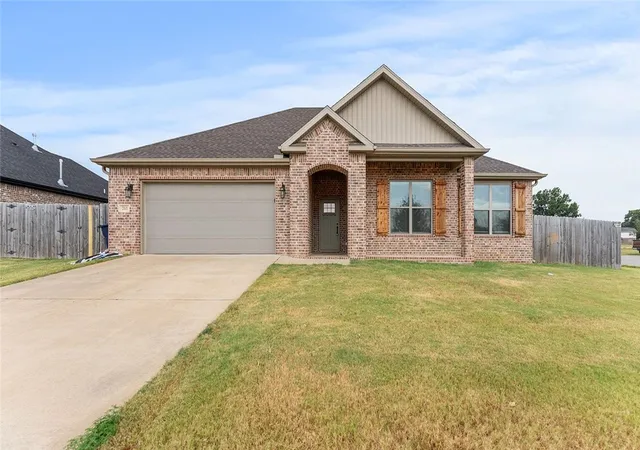 Photo 1 of Single family home for sale at 761 Captain Stockton St, Prairie Grove, AR 72753 | MLS# 1359977 | Listing updated on 2026-09-14