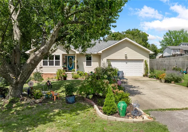 Photo 1 of Sale Pending at 1778 Bunker Rd, Harrison, AR 72601 | MLS# 1359999 | Listing updated on 2026-09-01