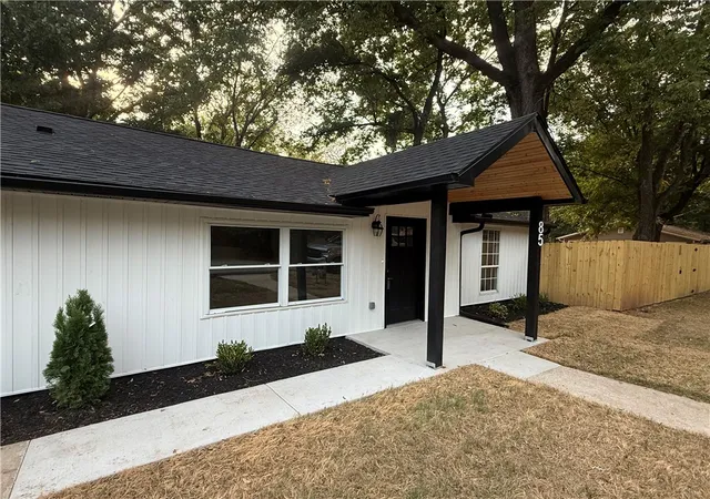 Photo 4 of Single family home for sale at 85 Bois D Arc St, Farmington, AR 72730 | MLS# 1360011 | Listing updated on 2026-08-31