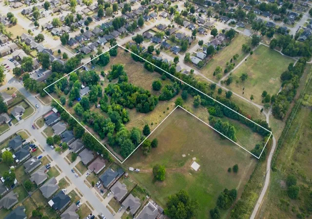 Photo 1 of Land for sale at 1108 N 31st St, Rogers, AR 72756 | MLS# 1360019 | Listing updated on 2026-08-31