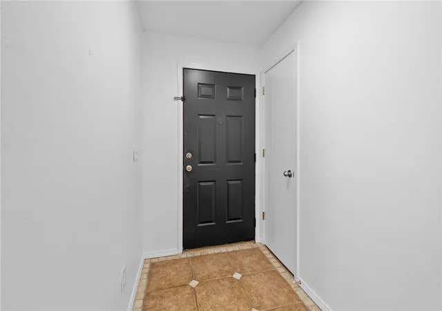 Photo 4 of Single family home for sale at 1206 Cresent St, Bentonville, AR 72712 | MLS# 1360198 | Listing updated on 2026-09-08