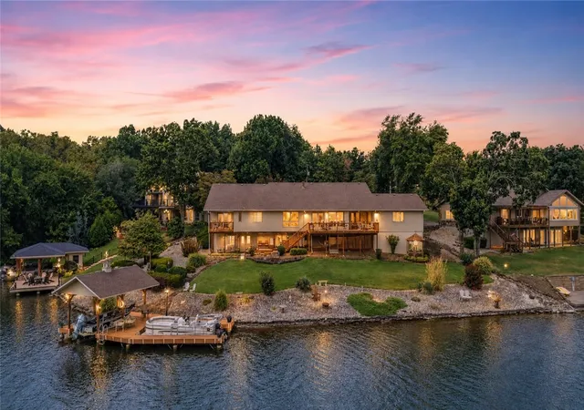 Photo 1 of Sale Pending at 10 Lois Ln, Bella Vista, AR 72715 | MLS# 1359537 | Listing updated on 2026-09-03