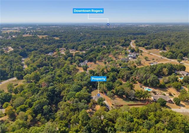 Photo 3 of Sale Pending at 104 S Pleasant Ridge Dr, Rogers, AR 72756 | MLS# 1360115 | Listing updated on 2026-09-03