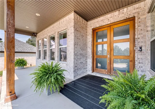 Photo 3 of Single family home for sale at 2252 N Windswept Ln, Fayetteville, AR 72703 | MLS# 1360086 | Listing updated on 2026-09-14