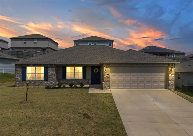 Photo 1 of Single family home for sale at 7206 Sw Chestnut Hill Rd, Bentonville, AR 72713 | MLS# 1360197 | Listing updated on 2026-09-06
