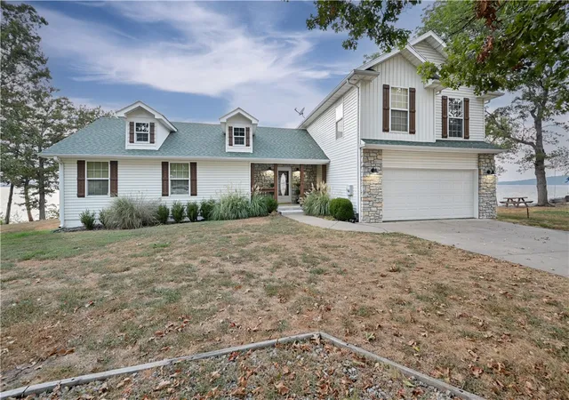Photo 1 of Sale Pending at 62013 E 260 Rd, Grove, OK 74344 | MLS# 1360235 | Listing updated on 2026-10-05