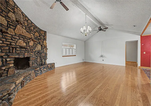 Photo 3 of Single family home for sale at 1113 28th St, Rogers, AR 72758 | MLS# 1360055 | Listing updated on 2026-09-06