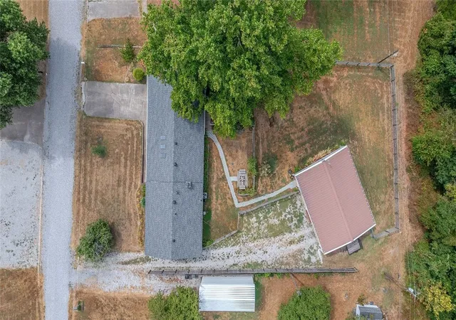 Photo 3 of Sale Pending at 13544 Oak Park Dr, Siloam Springs, AR 72761 | MLS# 1360317 | Listing updated on 2026-09-14