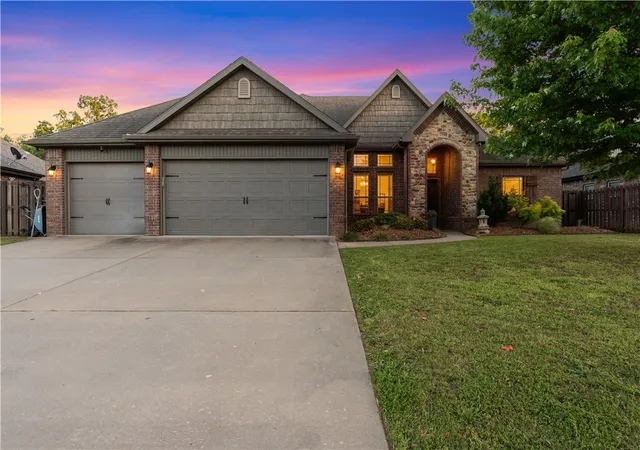 Photo 1 of Single family home for sale at 1706 Ne Chaucer St, Bentonville, AR 72712 | MLS# 1360200 | Listing updated on 2026-09-25