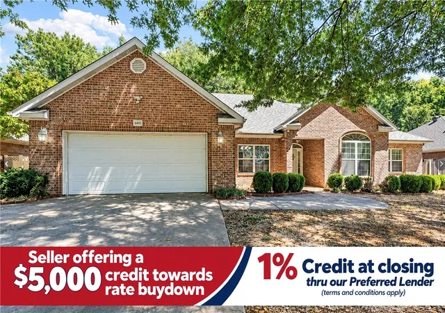 Photo 1 of Single family home for sale at 2834 N Quail Creek Dr, Fayetteville, AR 72703 | MLS# 1360135 | Listing updated on 2026-10-20