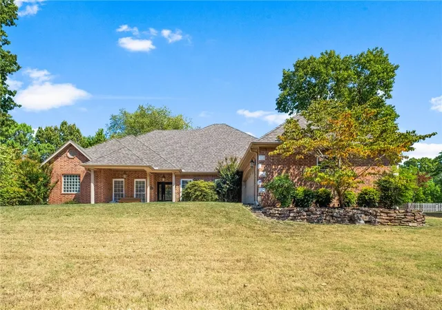 Photo 3 of Single family home for sale at 9421 Mountain Lake Dr, Rogers, AR 72756 | MLS# 1360331 | Listing updated on 2026-09-03