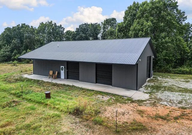 Photo 1 of Single family home for sale at 4365 Farm Rd 2290, Seligman, MO 65745 | MLS# 1360145 | Listing updated on 2026-08-29