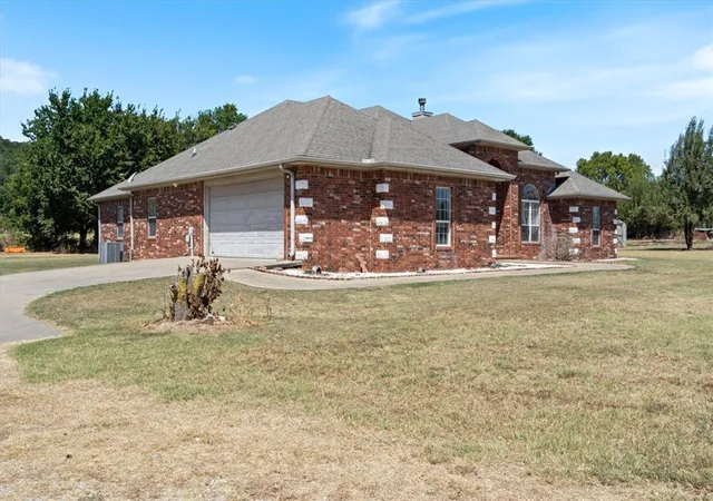 Photo 3 of Single family home for sale at 14143 N Wedington Blacktop (county 33) Rd, Lincoln, AR 72744 | MLS# 1359711 | Listing updated on 2026-08-29
