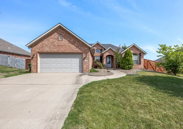 Photo 2 of Single family home for sale at 251 Coopers Farm Rd, Centerton, AR 72719 | MLS# 1360394 | Listing updated on 2026-08-28
